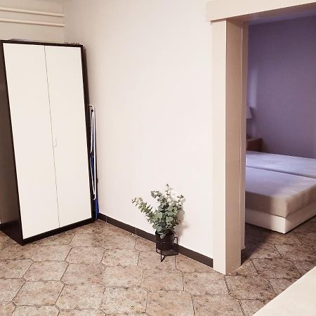 Apartament Indira Vendeghaz Nyíregyháza Zewnętrze zdjęcie