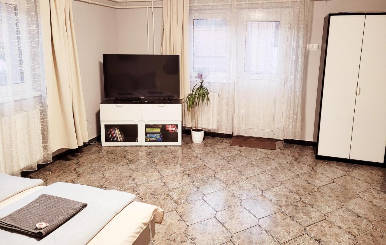 Apartament Indira Vendeghaz Nyíregyháza Zewnętrze zdjęcie